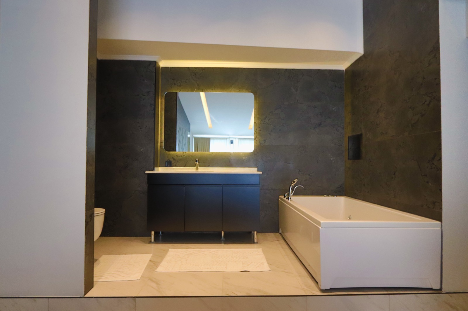 Furnished 2+1 Apartment with Sea View on the First Coastline - Photo 34