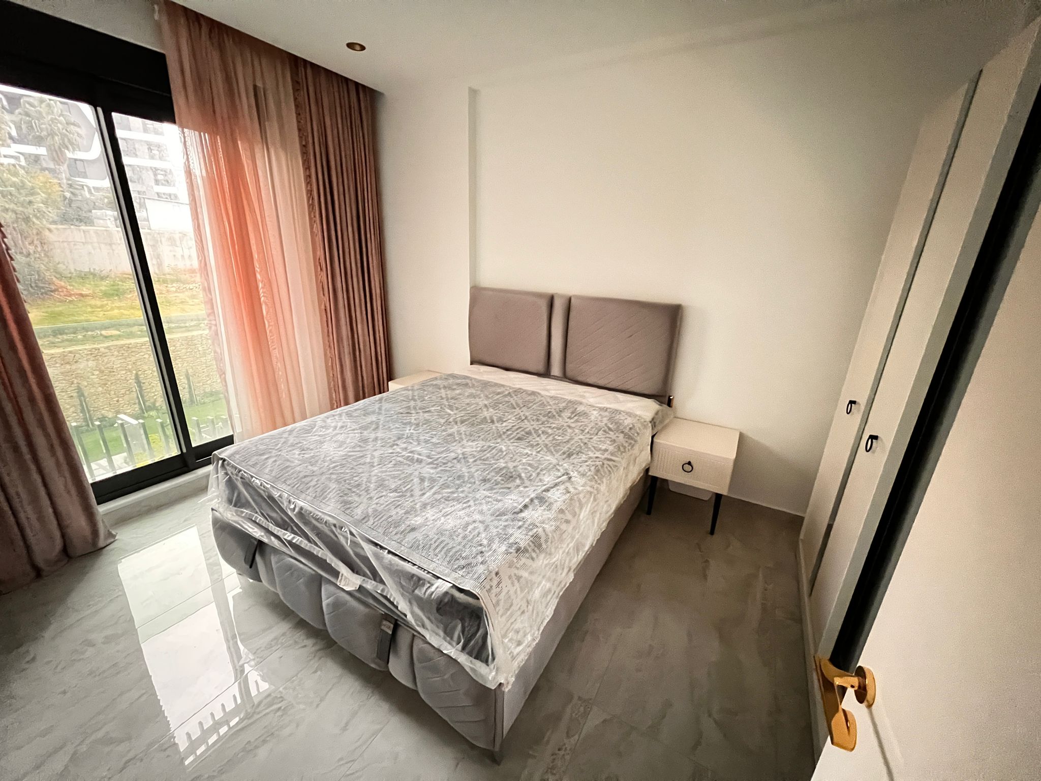 Furnished 1+1 Apartment in Tosmur, 100 m from the Sea - Photo 22