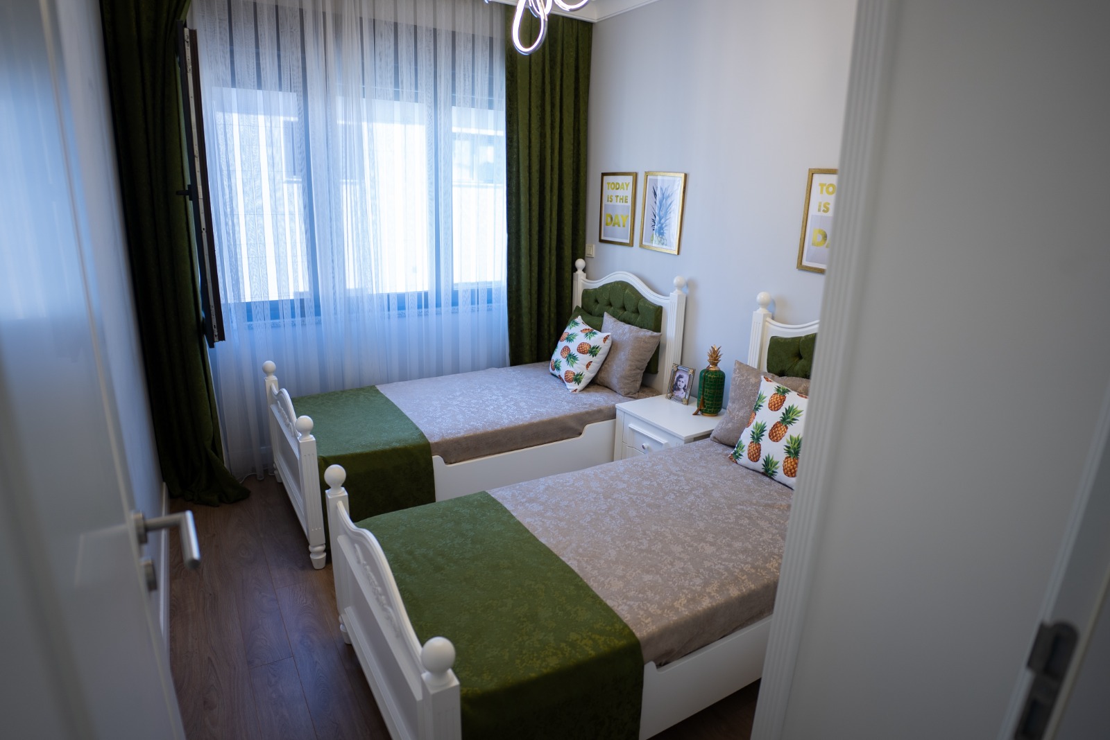 U6902 - Photo 10