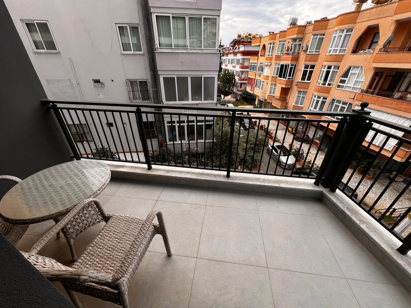 2+1 Apartment in Alanya City Center, 250 m from the Sea - Photo 13