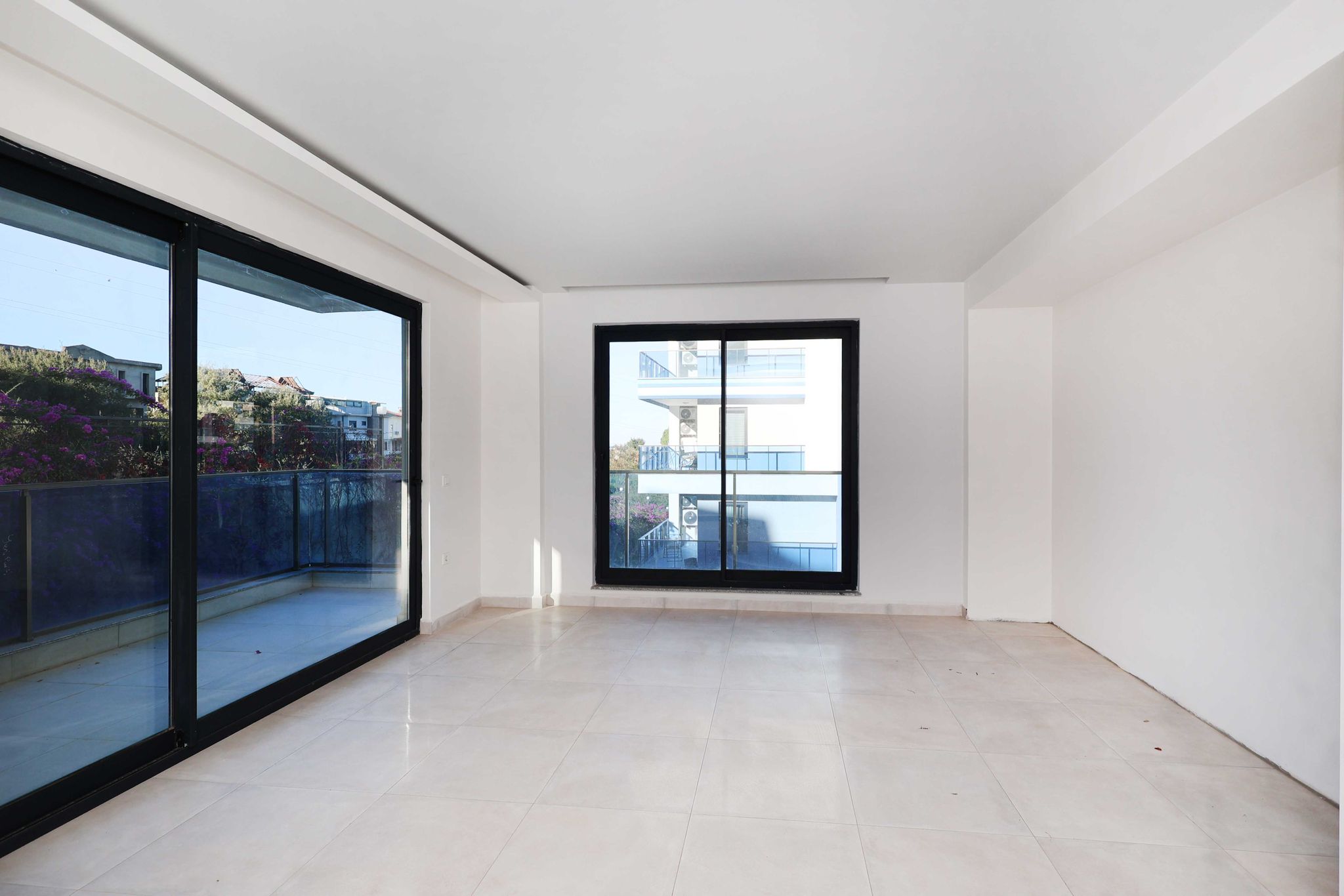 Spacious 4+1 Garden Duplex of 332 m² in Kargicak - Photo 31