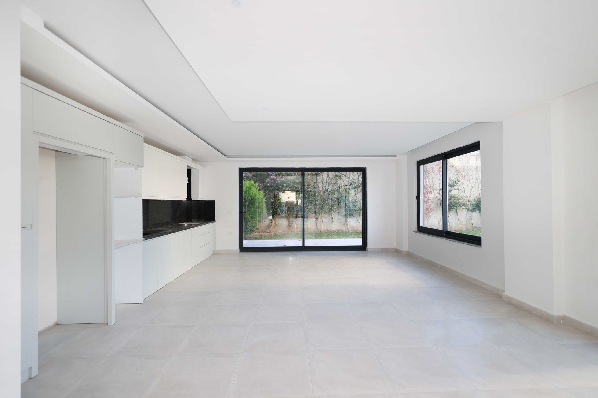 Spacious 4+1 Garden Duplex of 332 m² in Kargicak - Photo 20