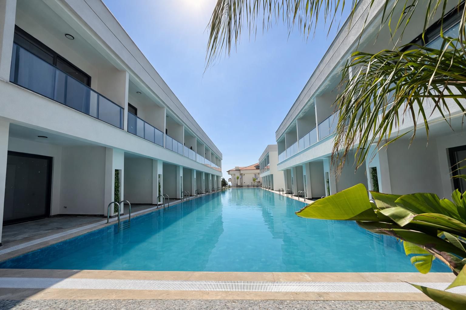 Furnished 2+1 Duplex Apartment of 80 m² Just 250 m from the Sea in Konaklı - Photo 3
