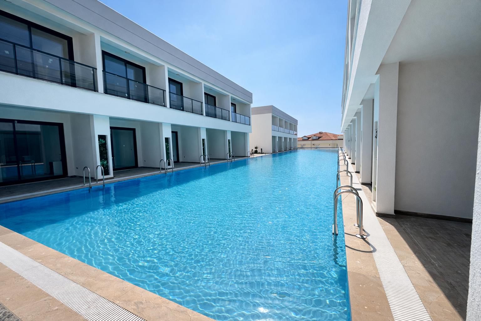 Furnished 2+1 Duplex Apartment of 80 m² Just 250 m from the Sea in Konaklı - Photo 2