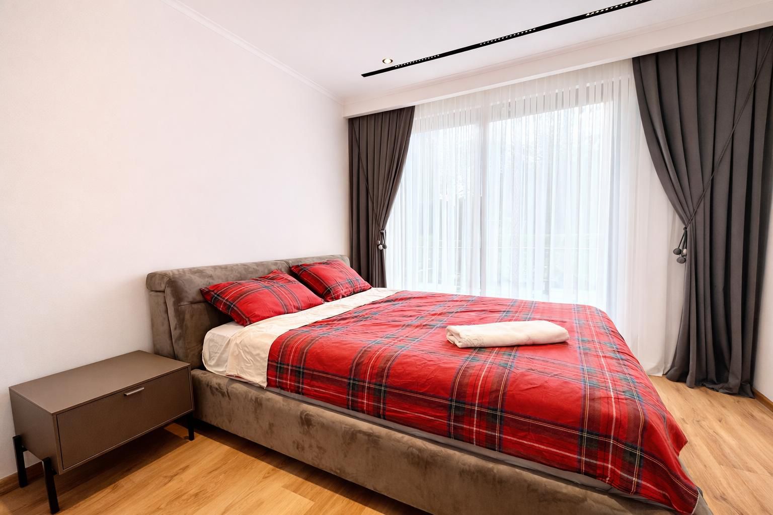 Furnished 2+1 Duplex Apartment of 80 m² Just 250 m from the Sea in Konaklı - Photo 14
