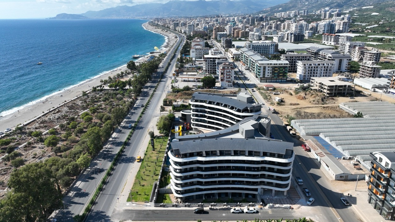 2+1 Apartments on the First Line of the Mediterranean Sea in Kargicak - Photo 2