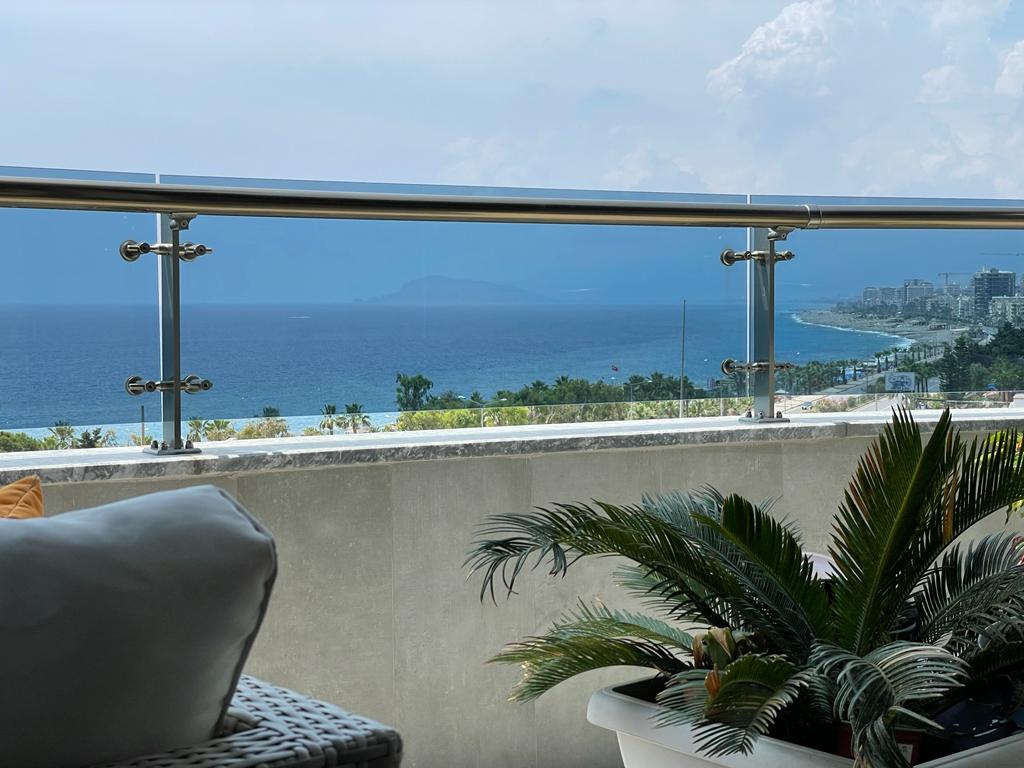 2+1 Apartments on the First Line of the Mediterranean Sea in Kargicak - Photo 26