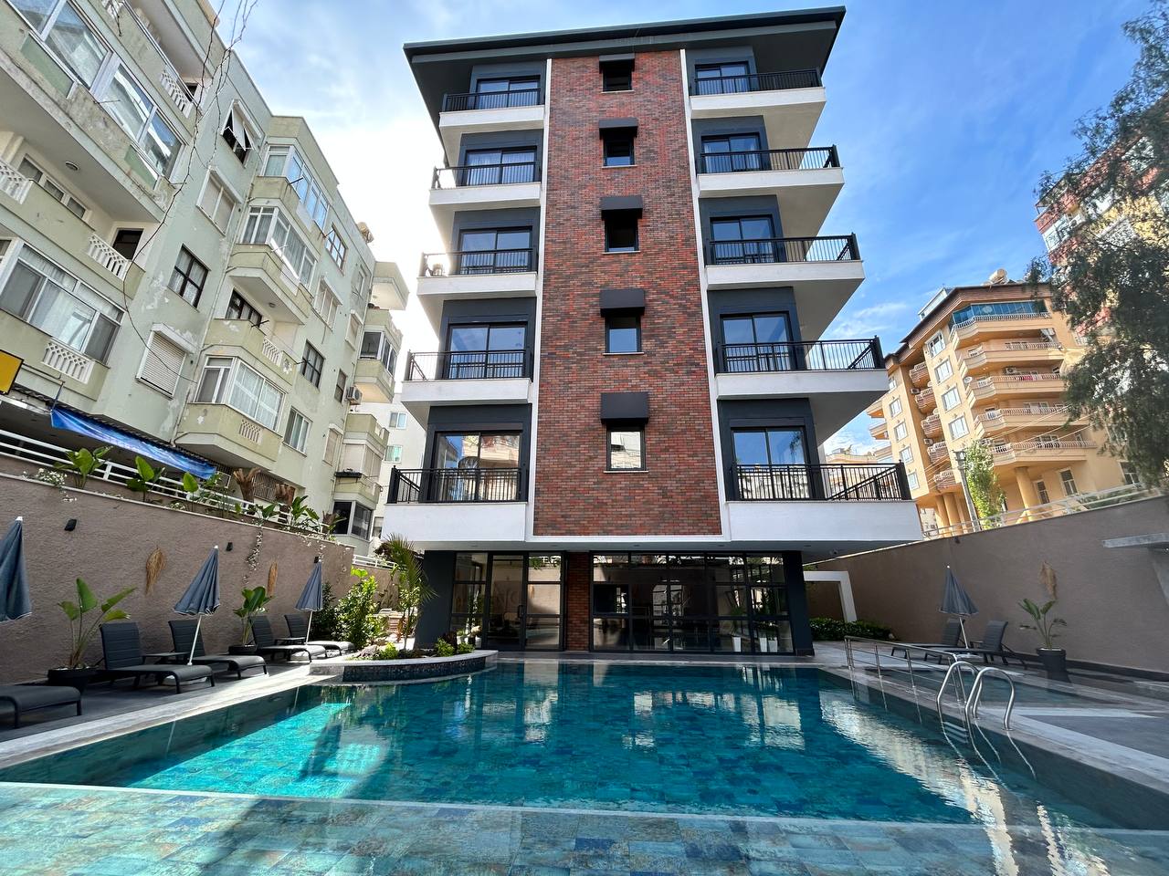 2+1 Apartment in Alanya City Center, 250 m from the Sea - Photo 3