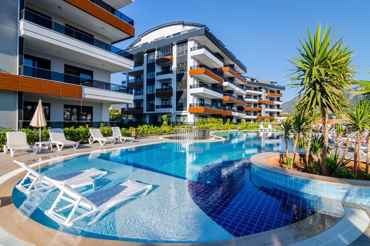6+1 Duplex in a Residential Complex with Extensive Amenities in Oba
