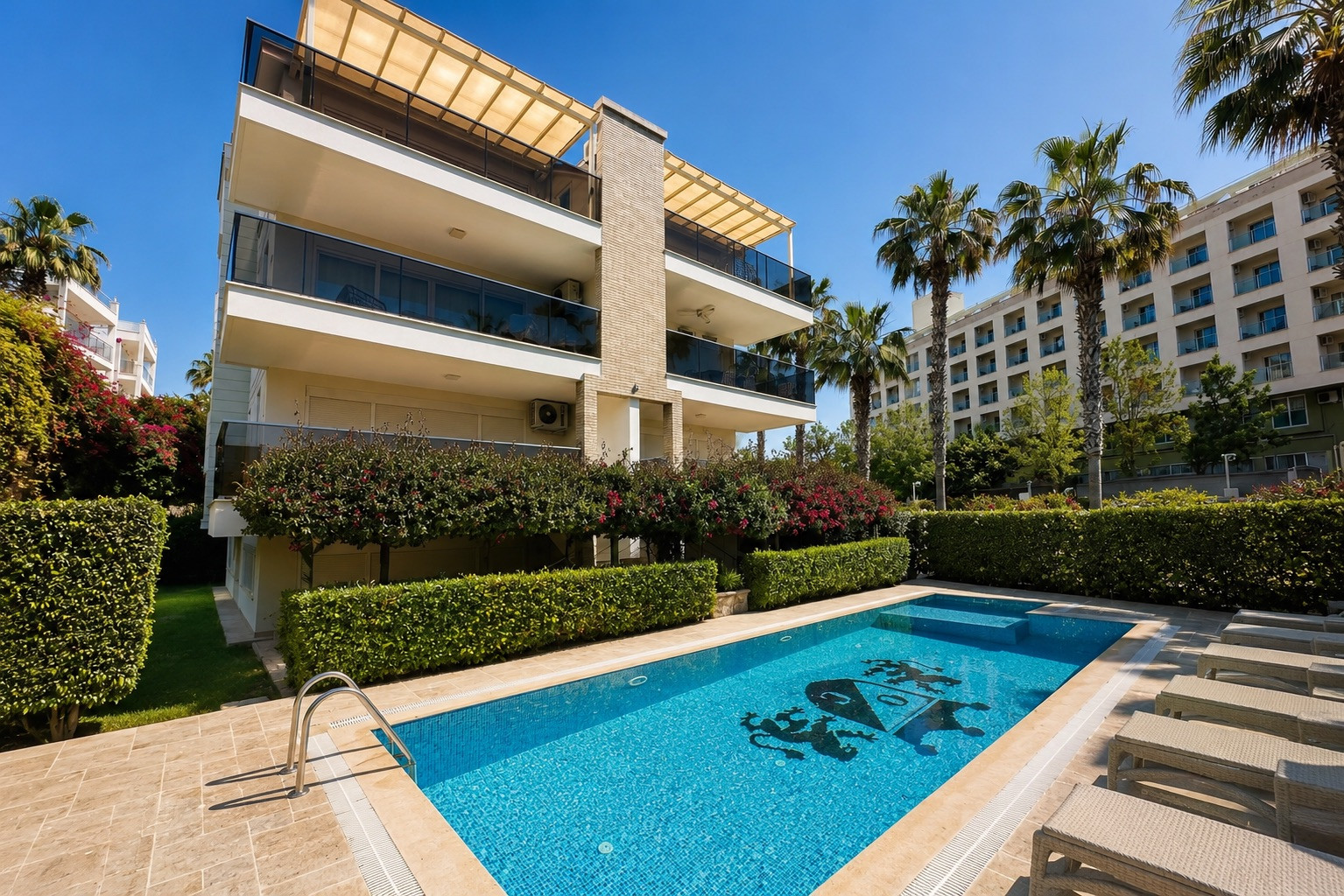 Furnished 3+1 Duplex 200 Meters from the Sea in Konaklı