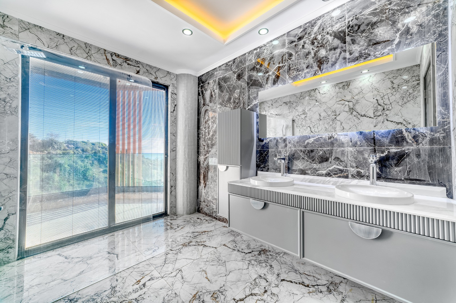 Luxury 5+2 Villa with Panoramic Views of Alanya - Photo 25