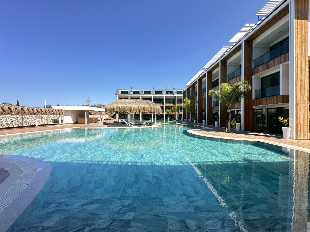 2+1 Duplex Apartment 350 Meters from the Sea in Konaklı - Photo 4