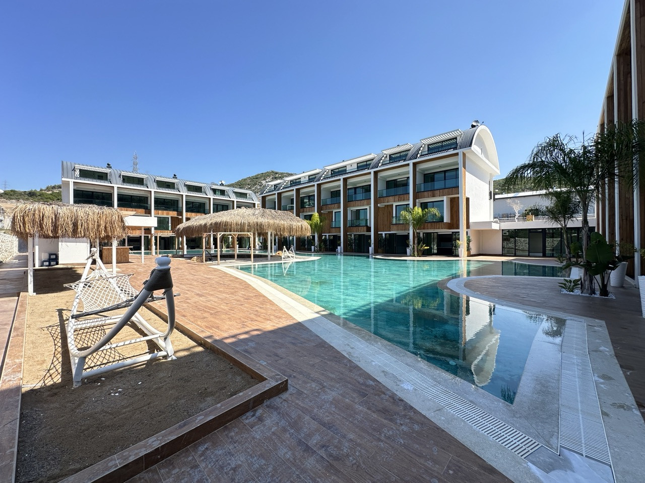 2+1 Duplex Apartment 350 Meters from the Sea in Konaklı - Photo 5