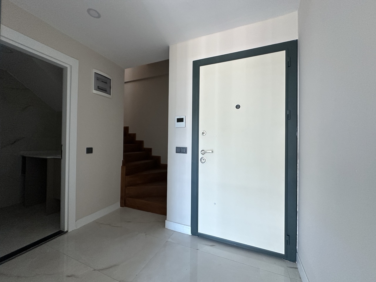 2+1 Duplex Apartment 350 Meters from the Sea in Konaklı - Photo 21