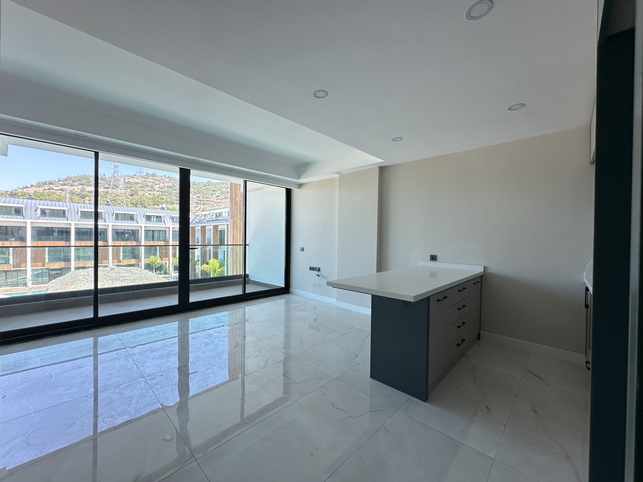 2+1 Duplex Apartment 350 Meters from the Sea in Konaklı - Photo 15