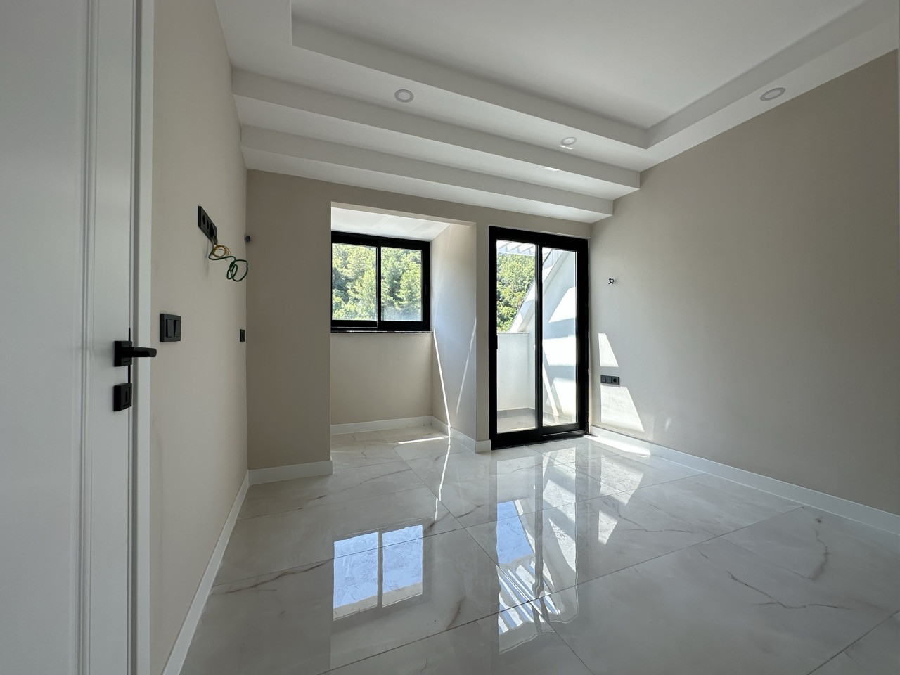 2+1 Duplex Apartment 350 Meters from the Sea in Konaklı - Photo 18