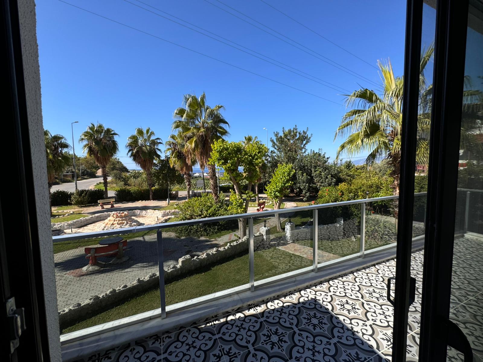 Furnished 3+1 Villa 800 Meters from the Beach in Kargicak - Photo 7
