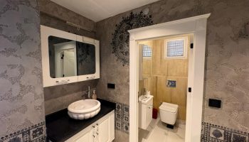Zoom in