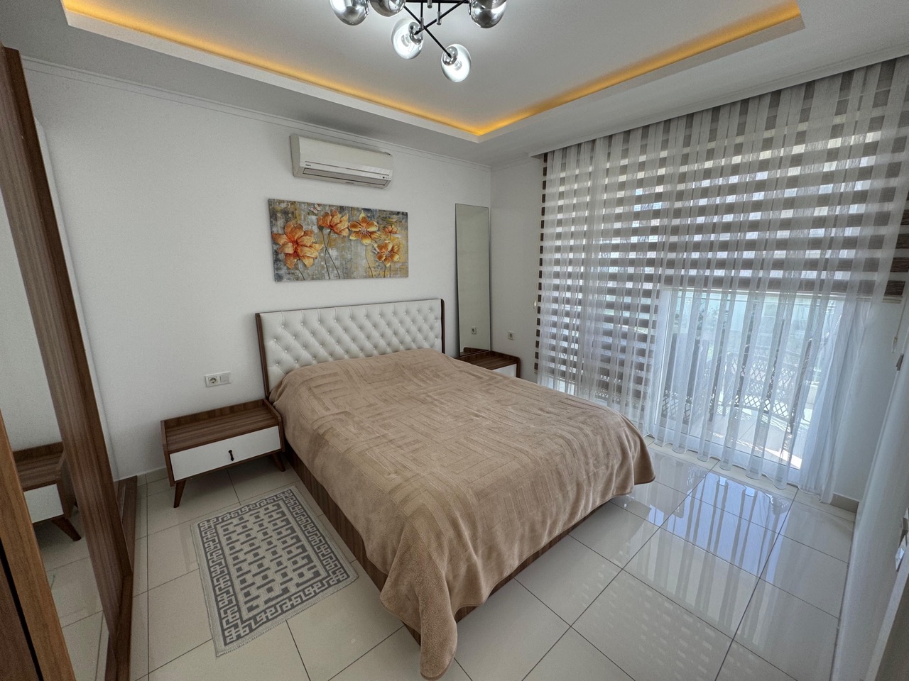 Furnished 1+1 Apartment on the First Coastline in Kestel - Photo 11