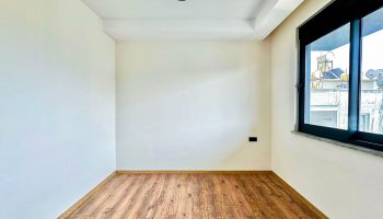 Zoom in