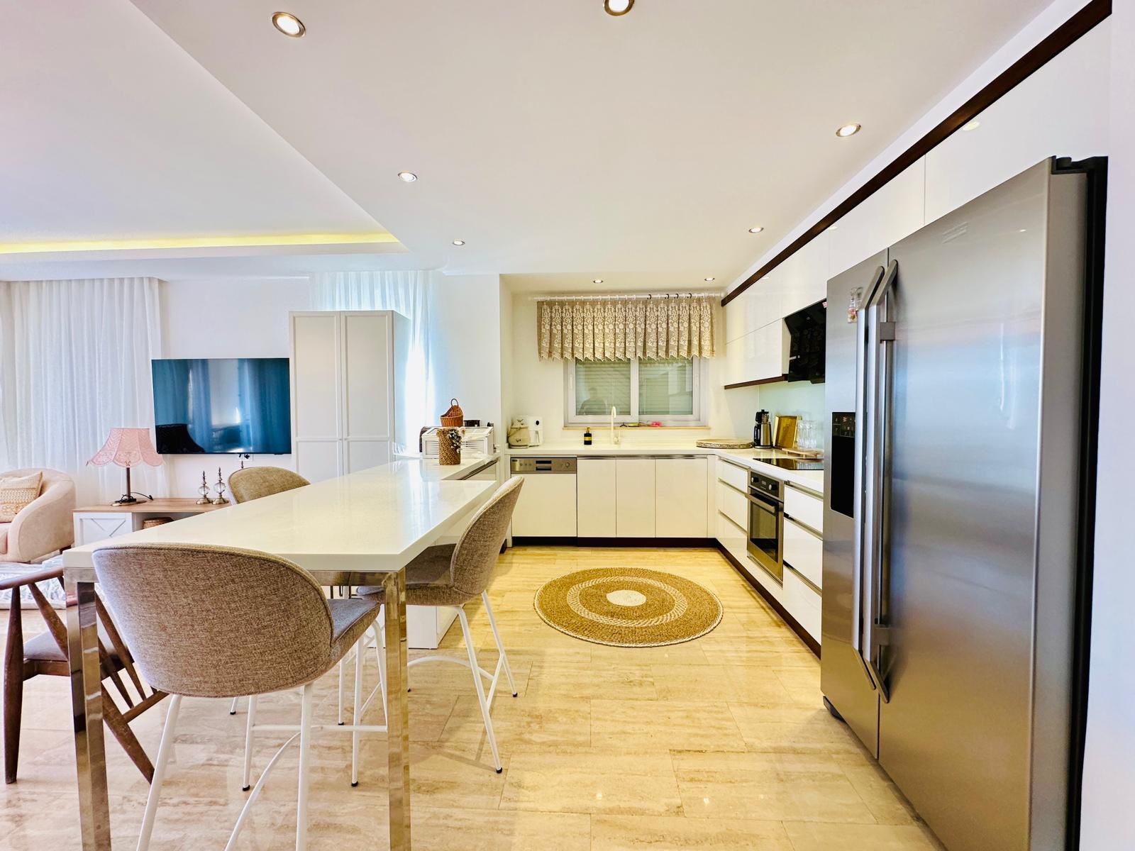 Furnished 3+1 Duplex 200 Meters from the Sea in Konaklı - Photo 7