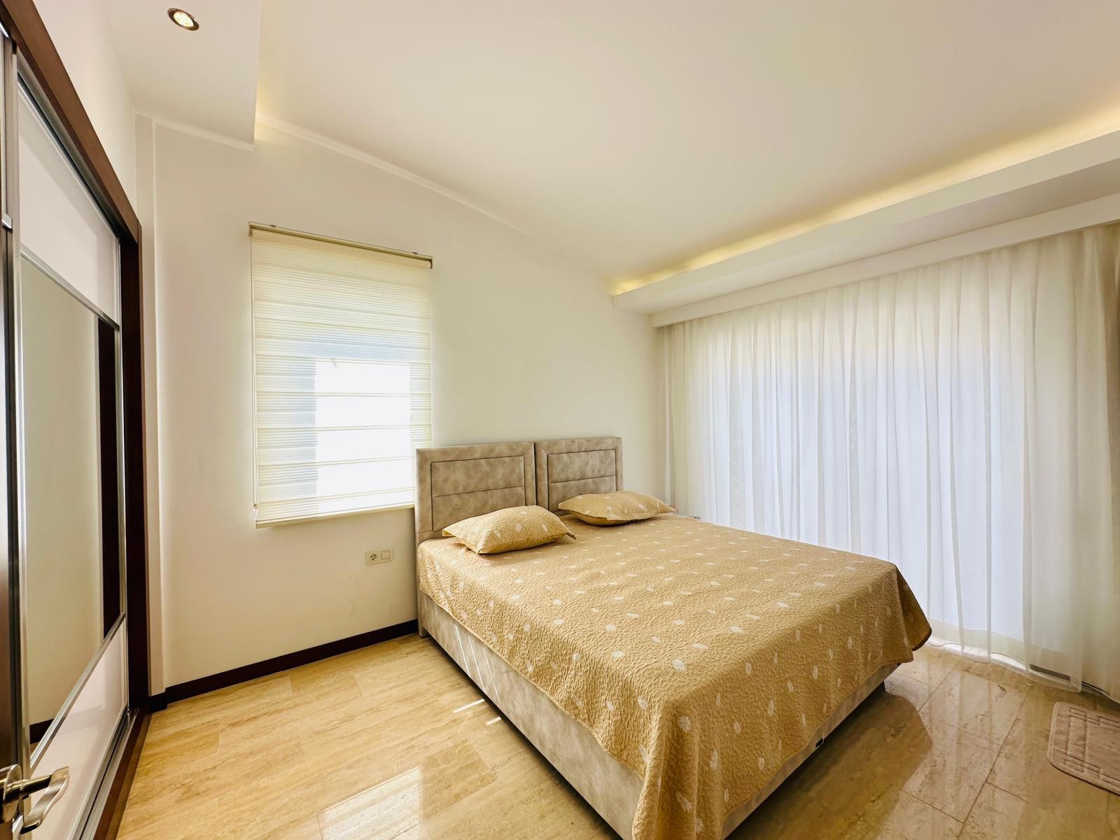 Furnished 3+1 Duplex 200 Meters from the Sea in Konaklı - Photo 13