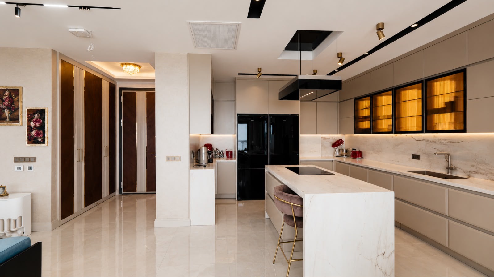 Exclusive 6+1 Villa with Panoramic City and Sea Views - Photo 6