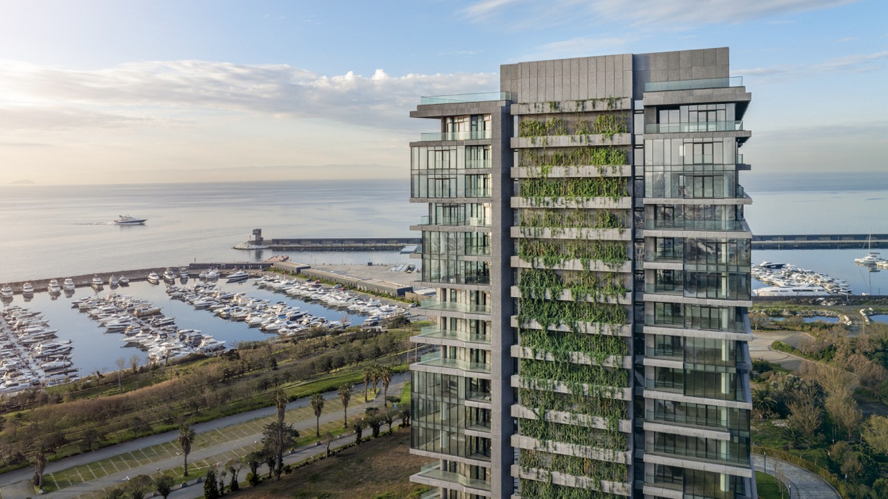 Premium Residences by the Marmara Sea and Yacht Marina in Istanbul
