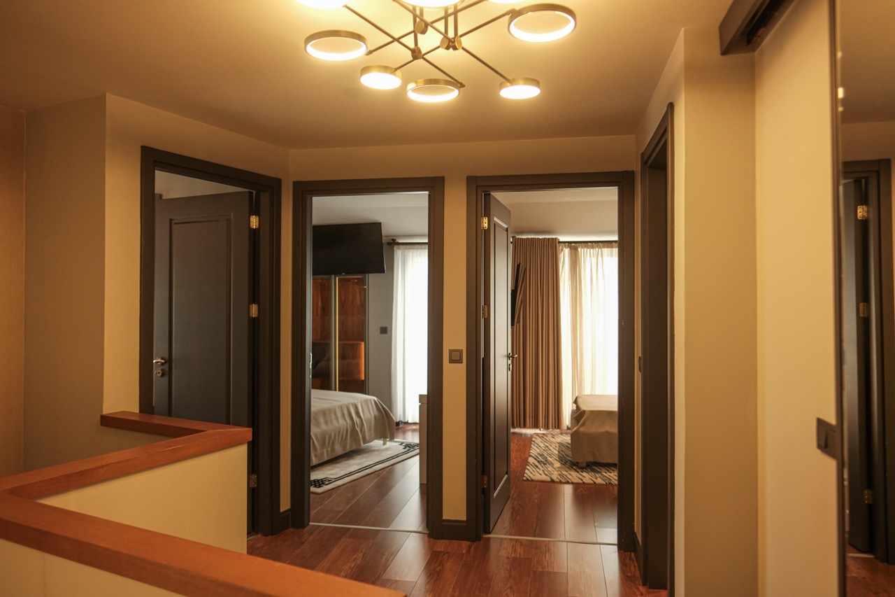 Spacious Residences and Commercial Properties in Central Beyoğlu - Photo 6