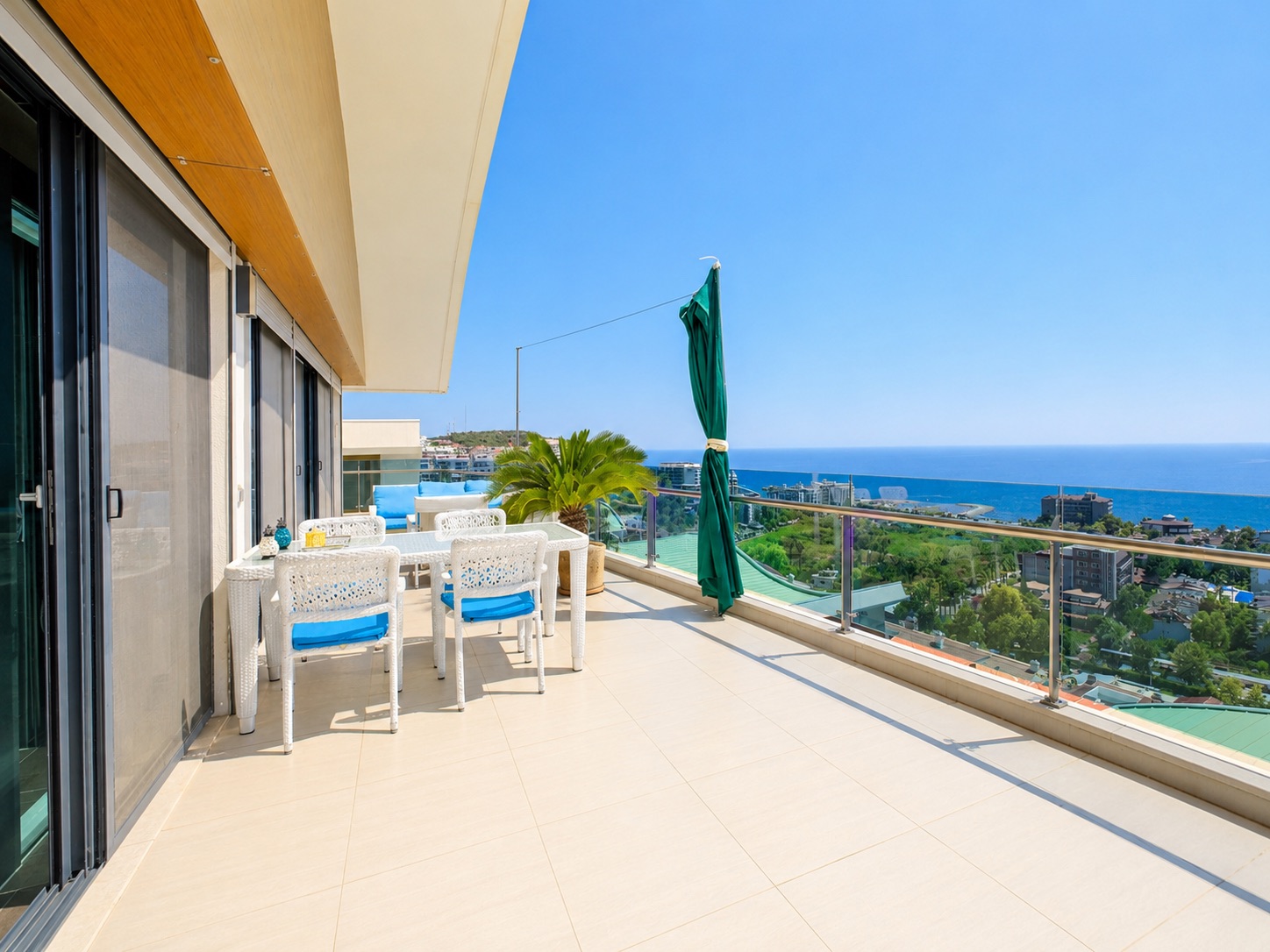 Furnished 3+2 penthouse with sea views, 600 metres from the beach - Photo 19