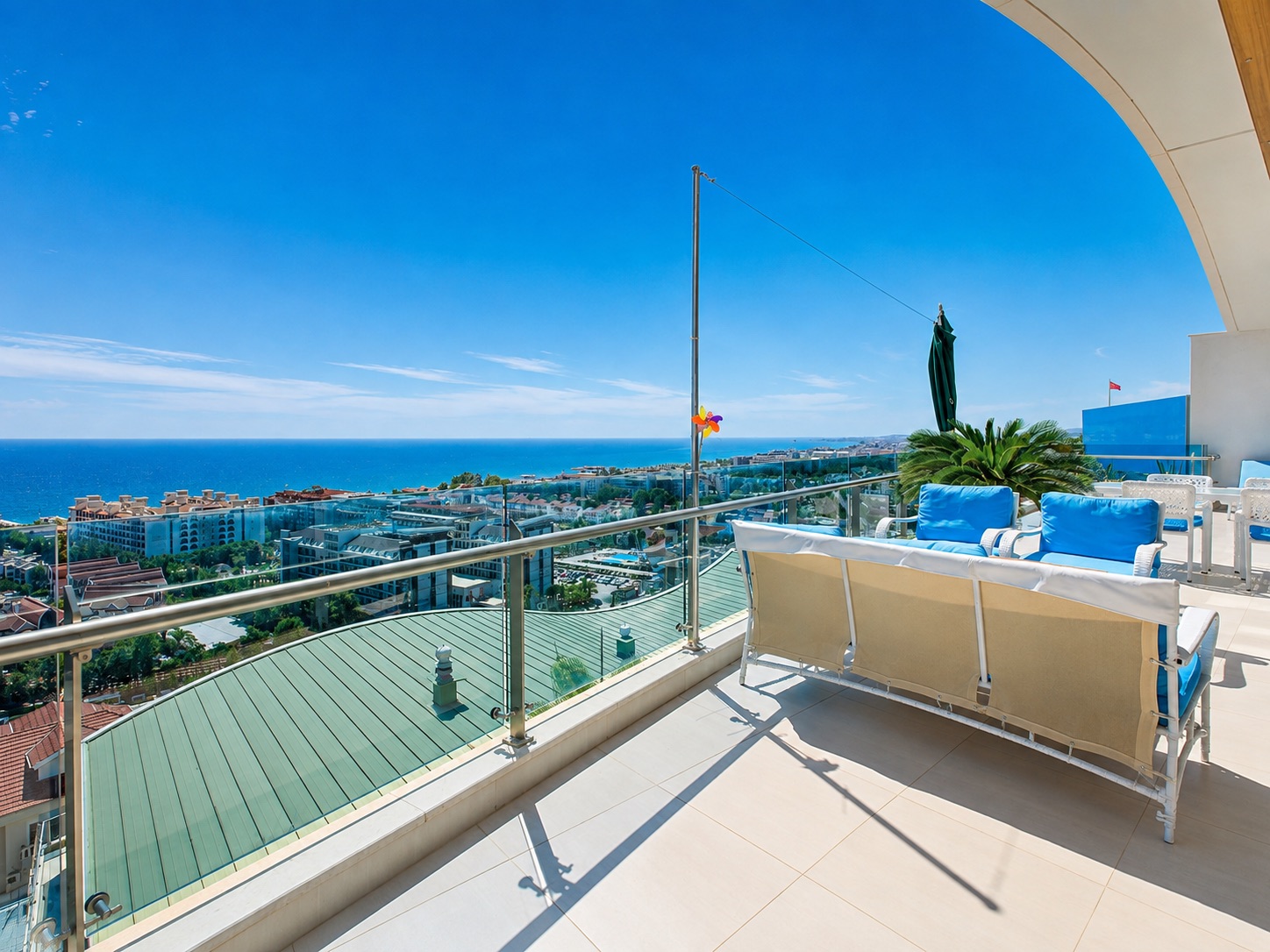 Furnished 3+2 penthouse with sea views, 600 metres from the beach - Photo 18