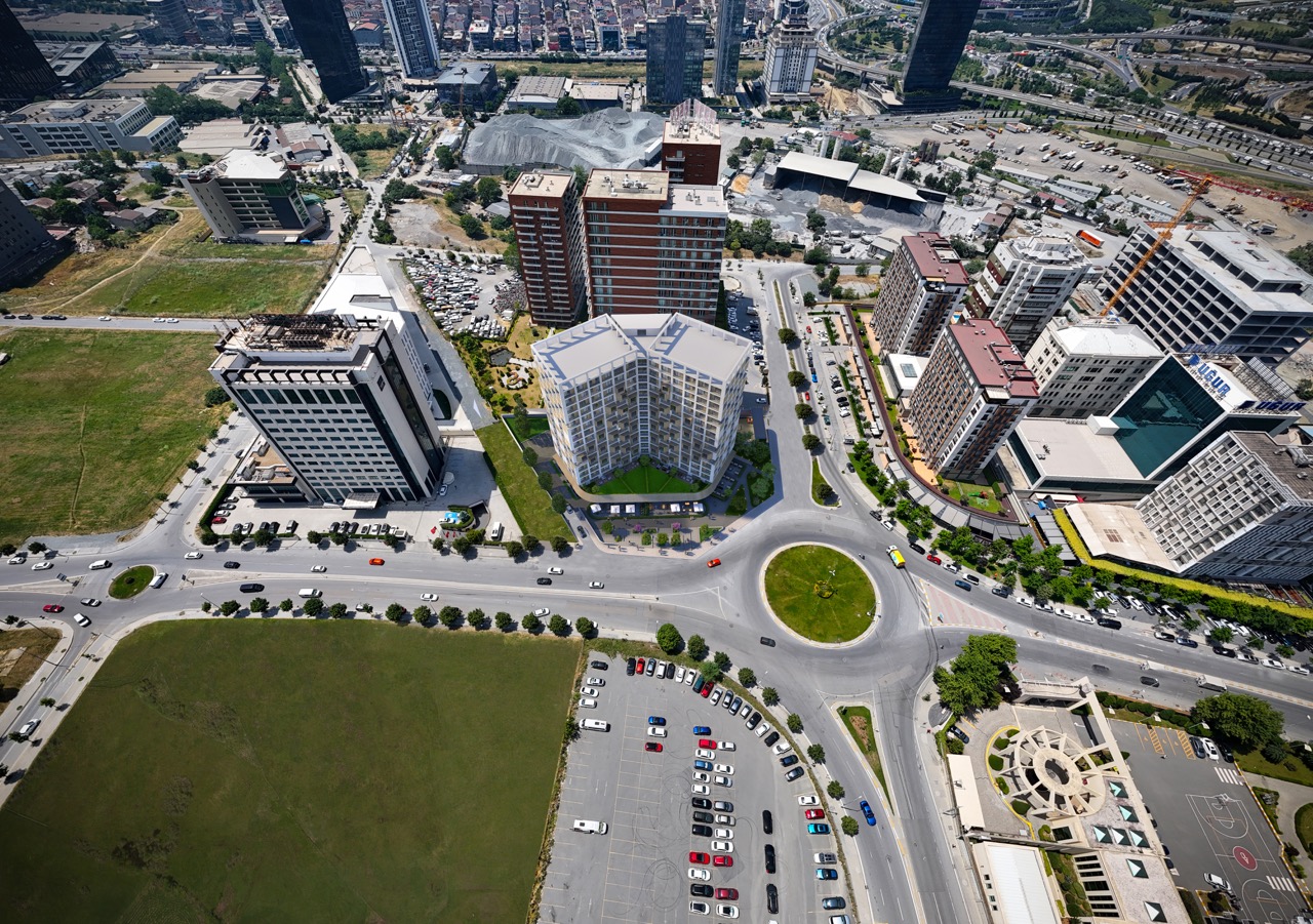 Apartments Near the Metro and University in Bağcılar