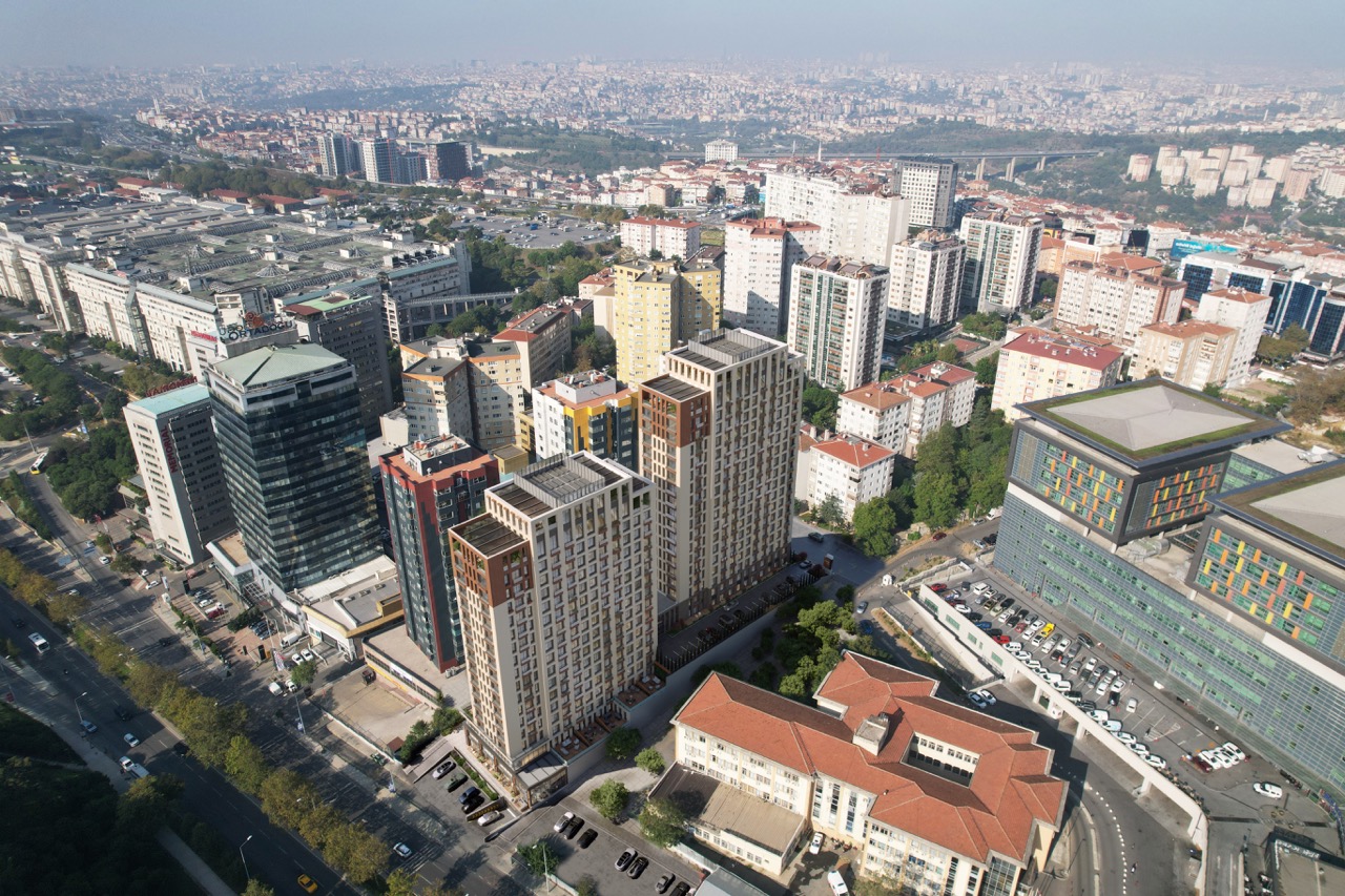 Modern Apartments and Offices Near the Metro in Central Şişli - Photo 7