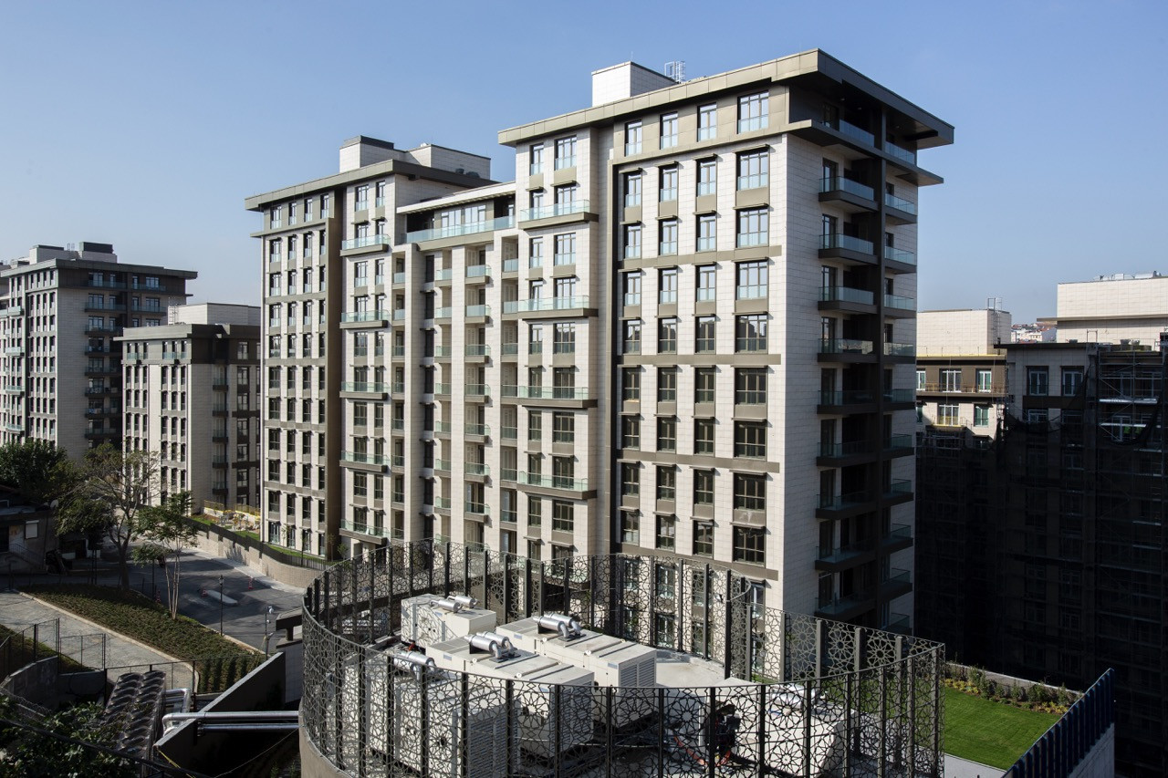Apartments and Serviced Residences in a Mixed-Use Complex in Beyoğlu - Photo 3
