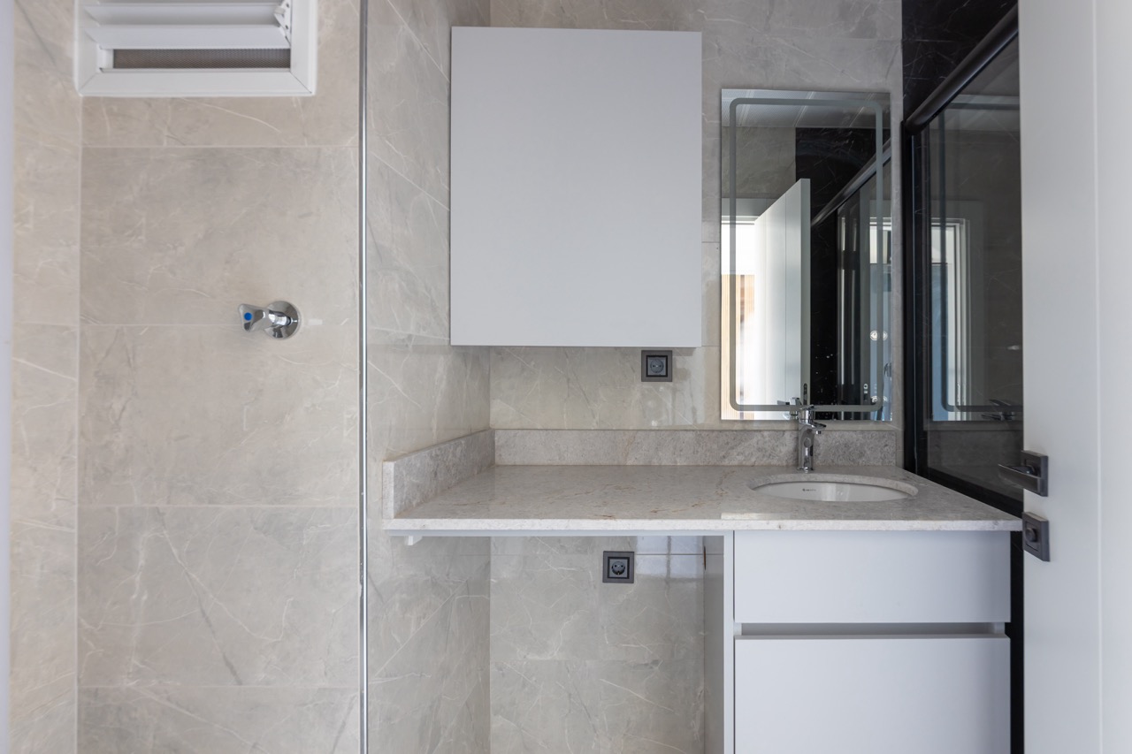 Move-In Ready Apartments in Altintas with Five-Star Hotel Amenities - Photo 17