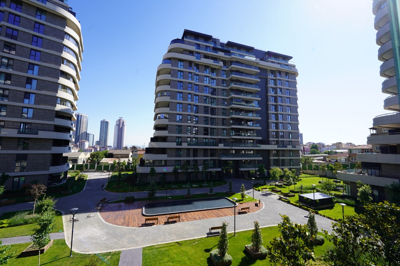 Apartments with Lake and Marmara Sea Views near the Metro in Kartal - Photo 8