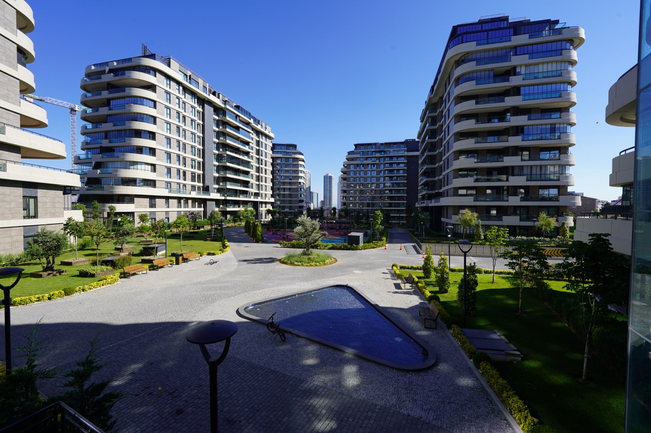 Apartments with Lake and Marmara Sea Views near the Metro in Kartal - Photo 12