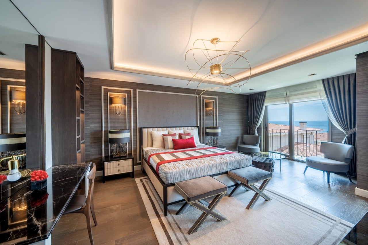 Villas and apartments in a large-scale seafront complex in Beylikdüzü - Photo 13
