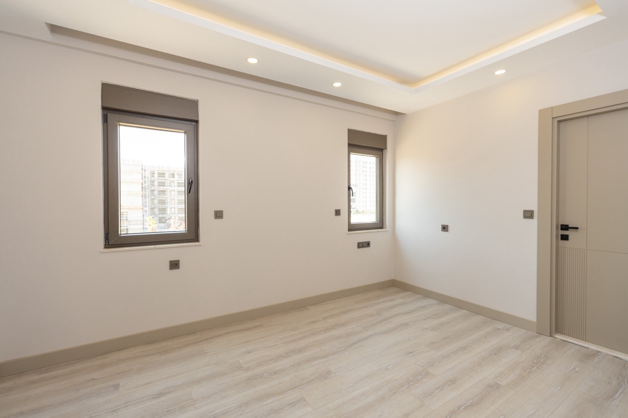 Apartments and Villas in a Premium Residential Complex in Altıntaş - Photo 18
