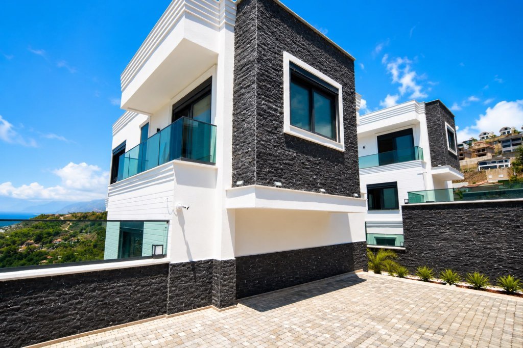 Three-Storey Villa with Private Pool and Panoramic Sea View in Kargıcak - Photo 5