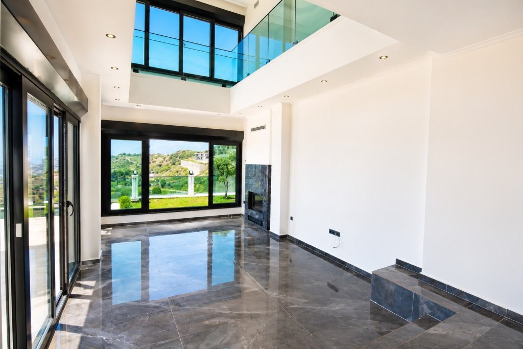 Three-Storey Villa with Private Pool and Panoramic Sea View in Kargıcak - Photo 12