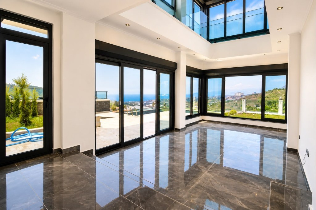 Three-Storey Villa with Private Pool and Panoramic Sea View in Kargıcak - Photo 9