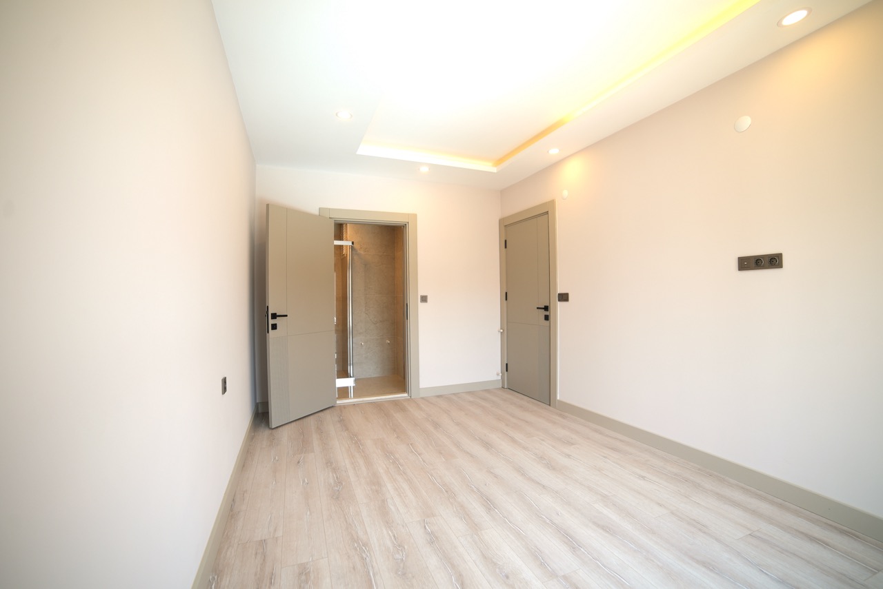 Apartments and Villas in a Premium Residential Complex in Altıntaş - Photo 9
