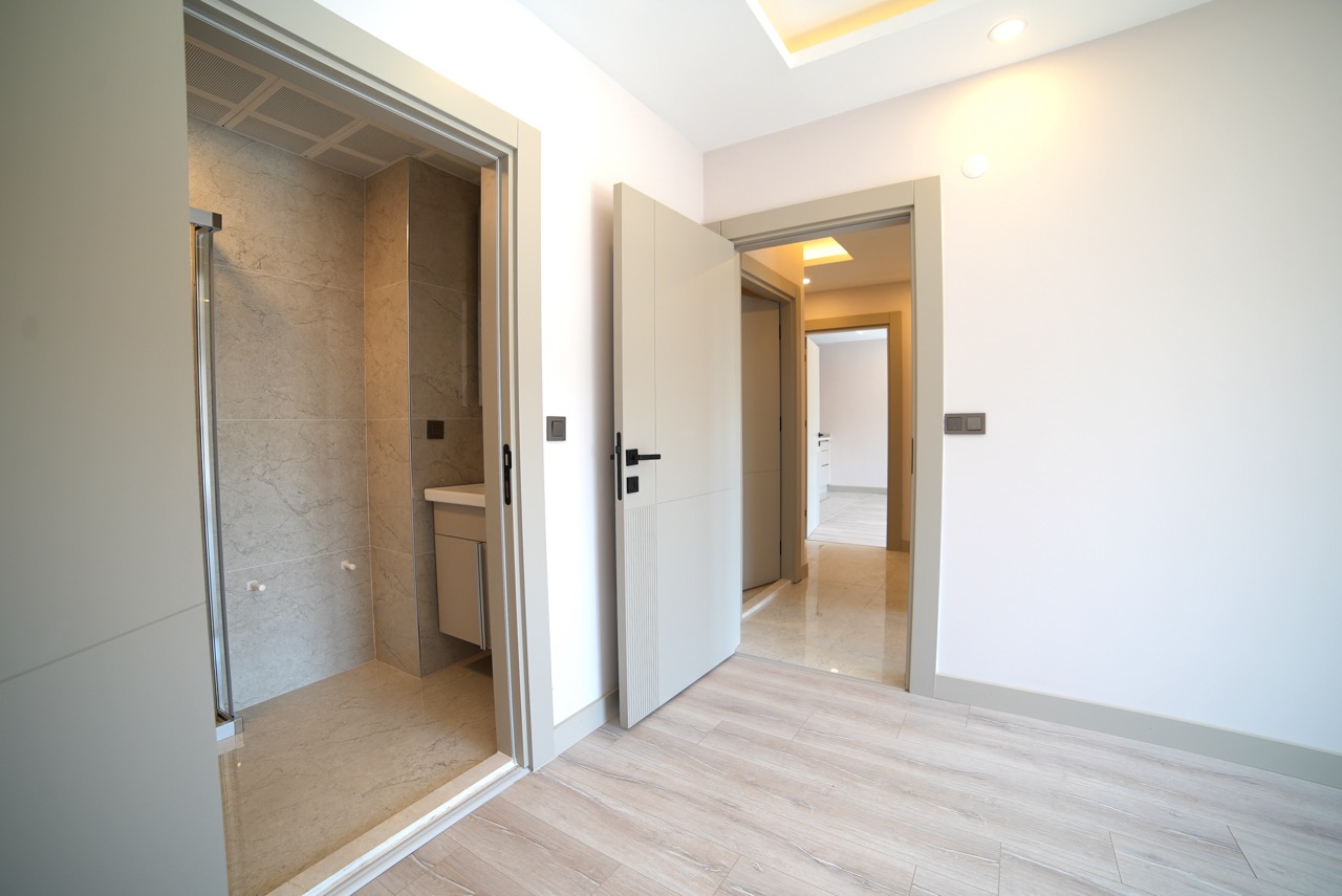 Apartments and Villas in a Premium Residential Complex in Altıntaş - Photo 10