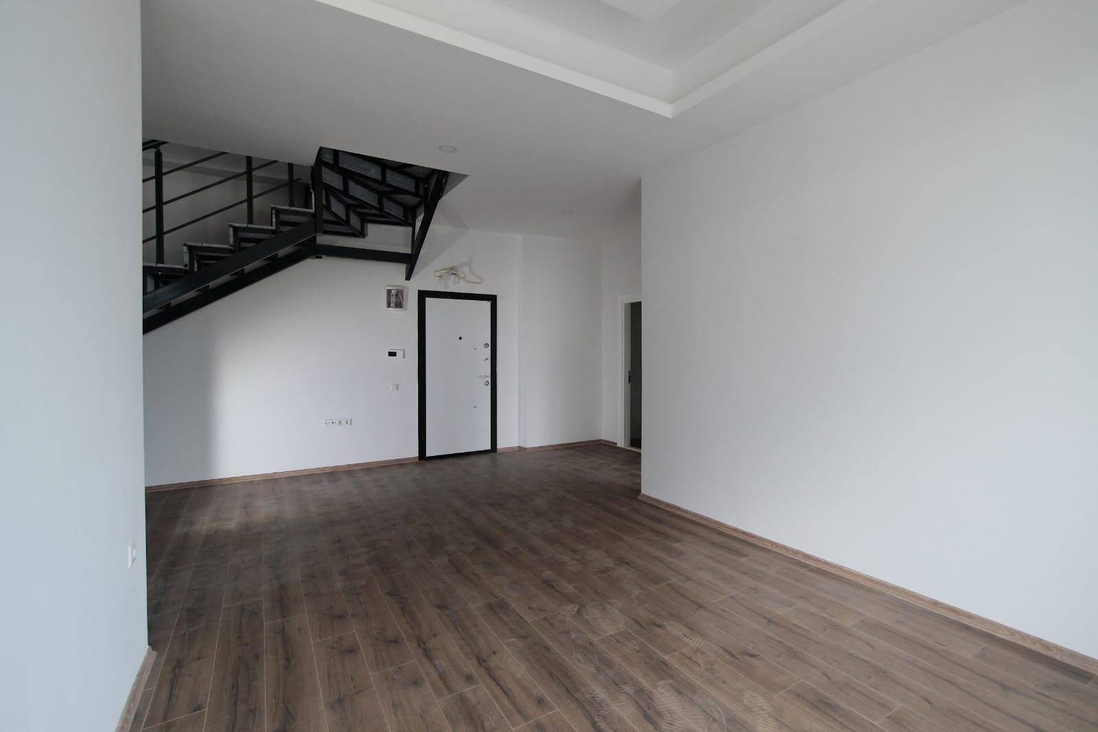 Two-Storey 5+1 Office with 217 m² in Oba - Photo 4