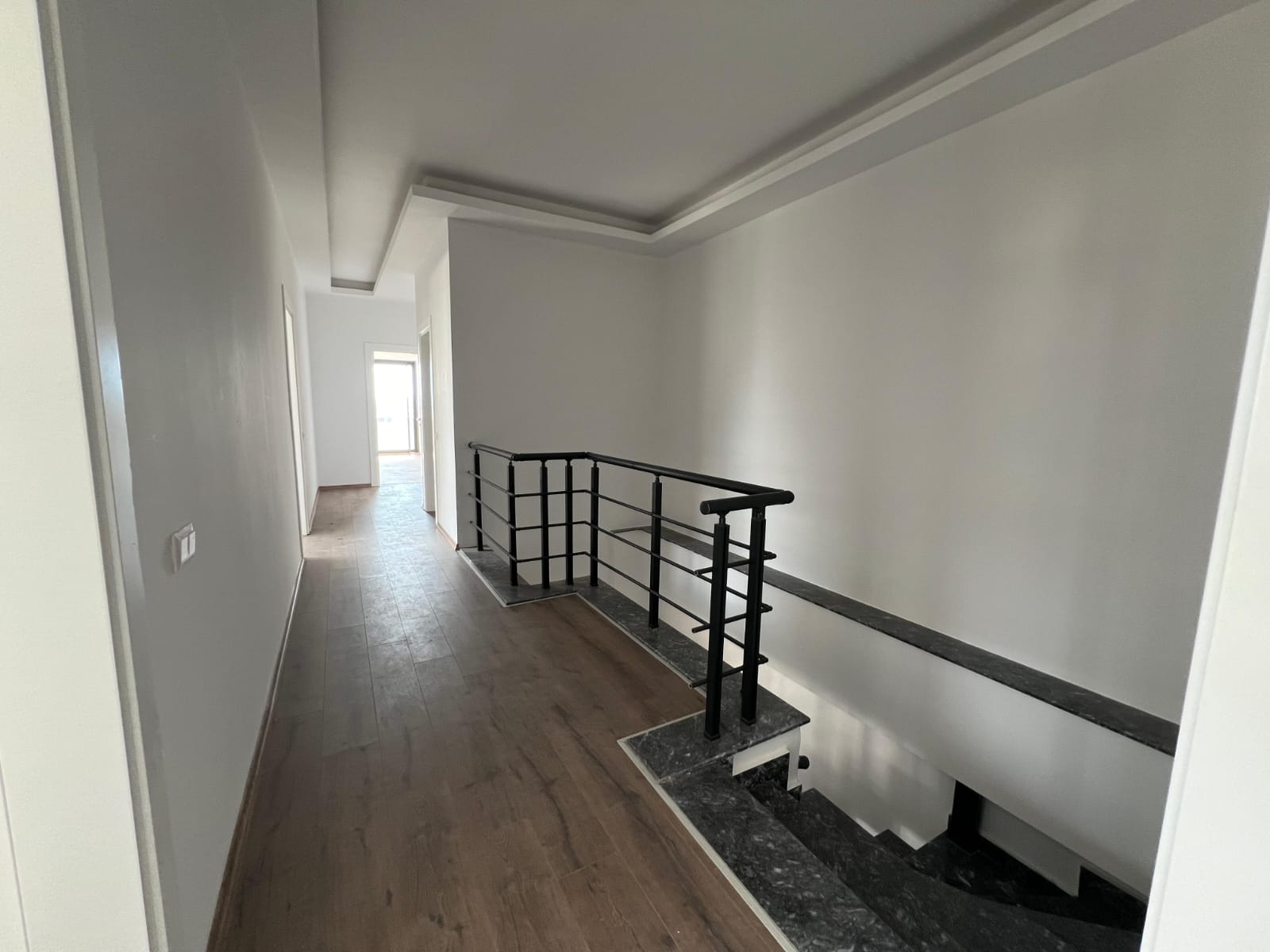 Two-Storey 5+1 Office with 217 m² in Oba - Photo 8