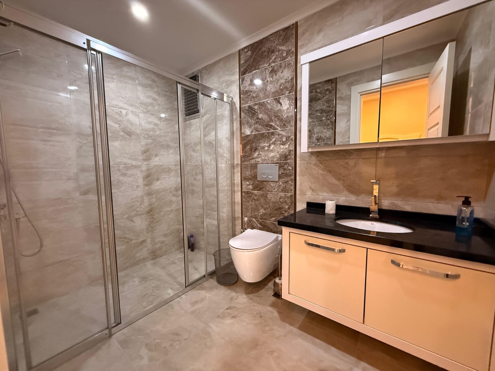 Furnished 5+1 Duplex with Sea View in Mahmutlar - Photo 9
