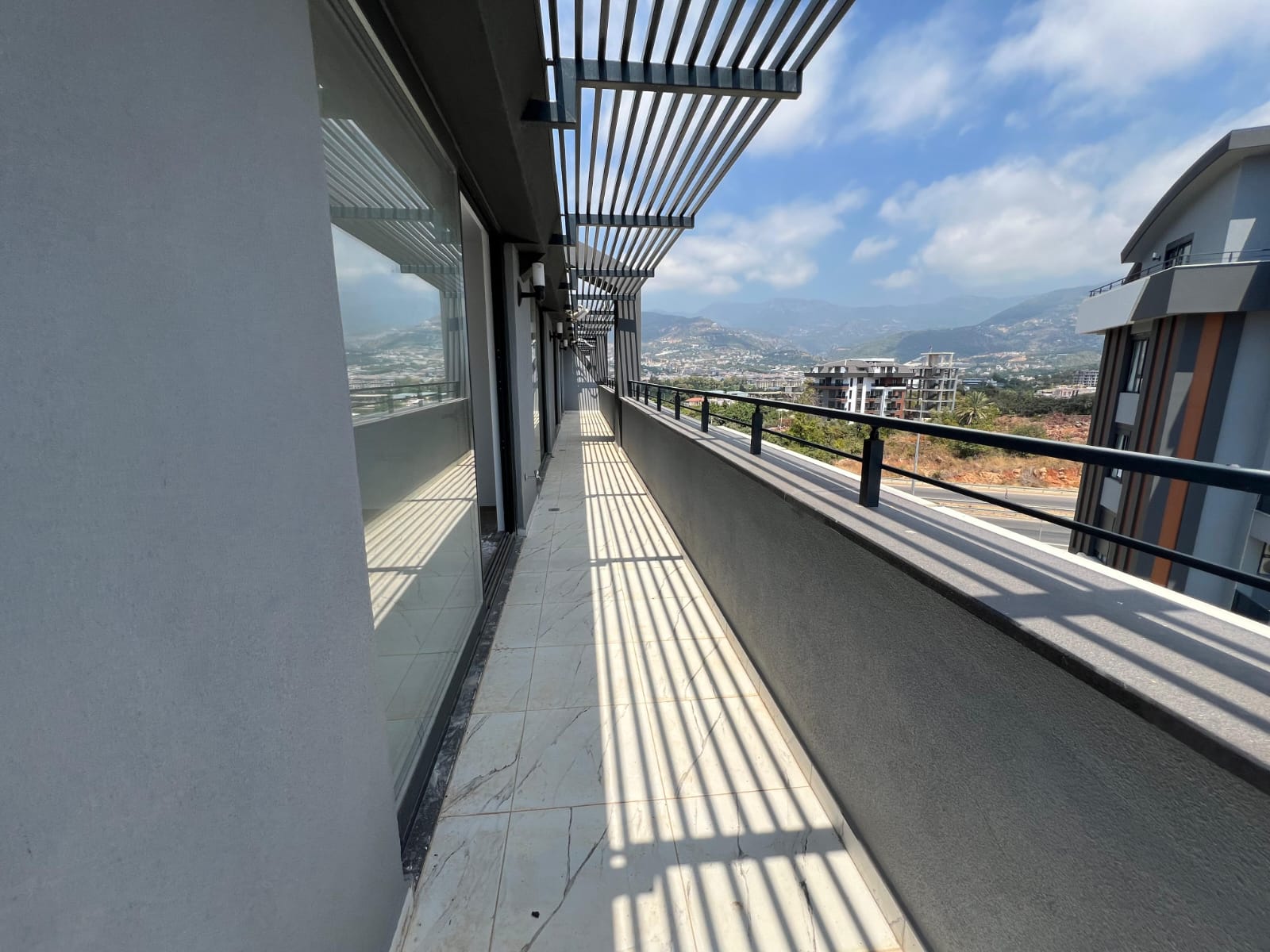 Two-Storey 5+1 Office with 217 m² in Oba - Photo 10